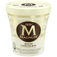  Crème glacée à la vanille et éclats de chocolat blanc